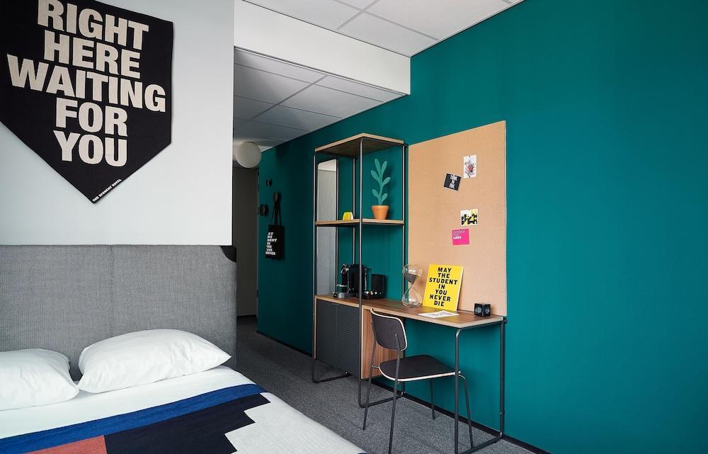 The Student West Hotel 3*